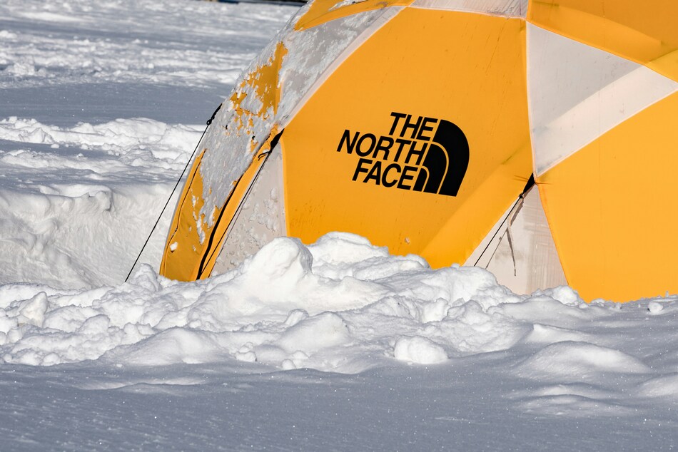 plateforme de marque solide the north face